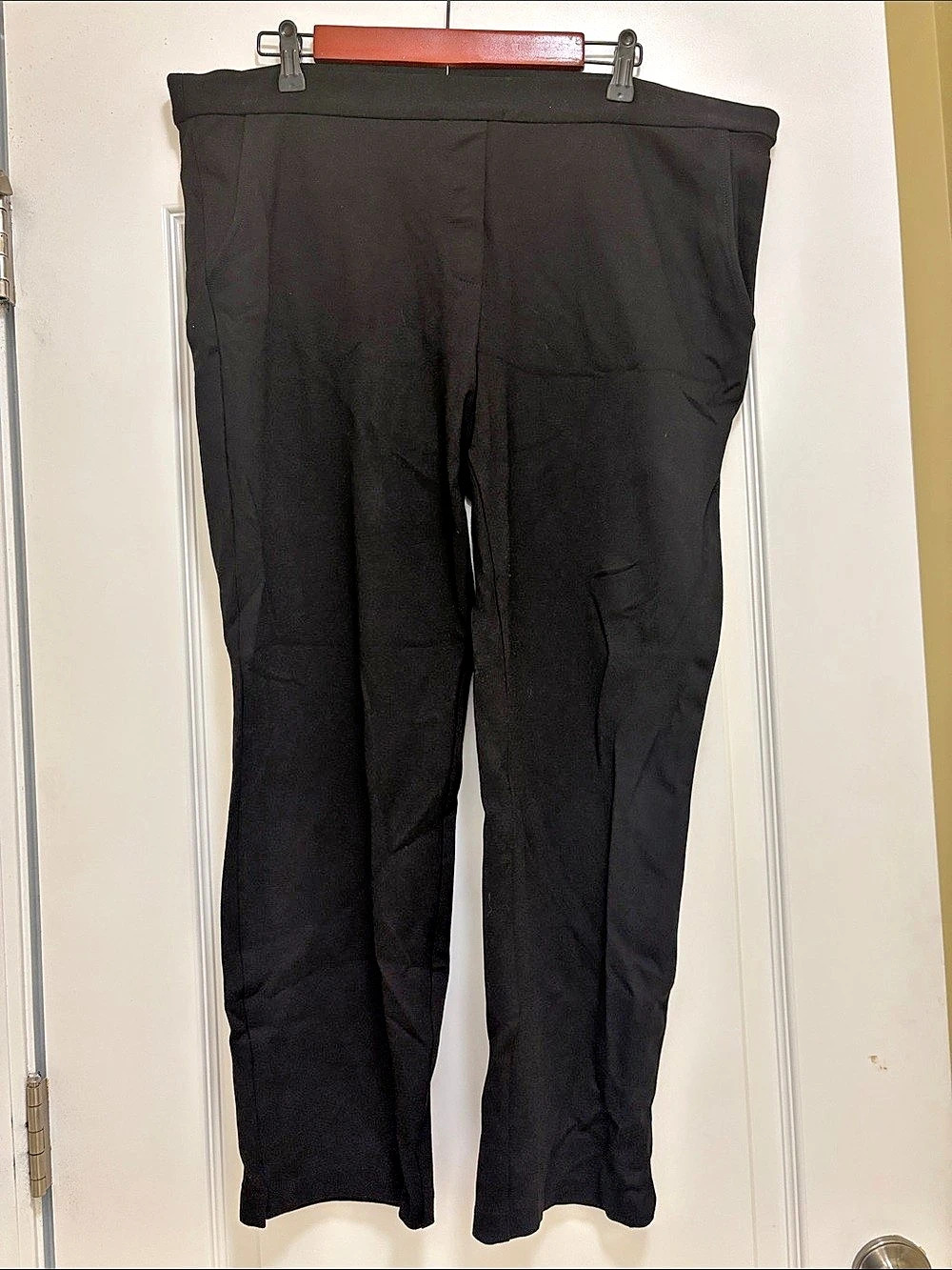 Trina Turk Pull on Ponte Pant Black Skinny Pants Size 16